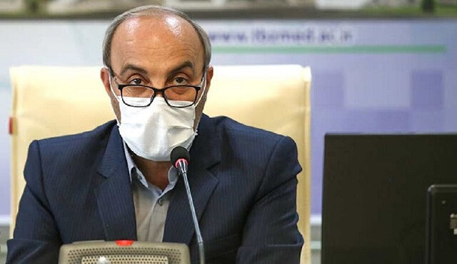 درخواست رئیس دانشگاه علوم پزشکی تبریز از افراد واکسینه نشده برای تزریق واکسن/ کنترل اپیدمی و حذف موجهای بعدی با ایمن سازی اکثریت قاطع مردم میسر است