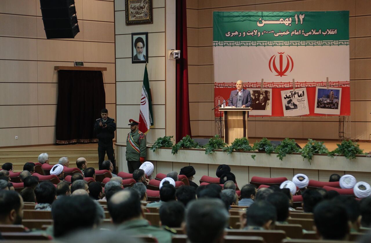 هیچ قدرتی توان مقابله با انقلاب اسلامی را ندارد