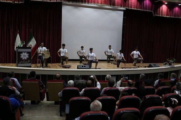 برگزاری ویژه برنامه ورزش زورخانه‌ای و پهلوانی در فرهنگسرای الغدیر