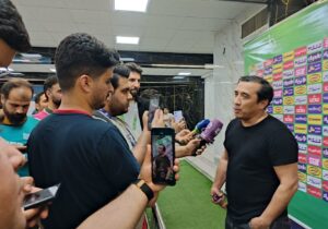 در فوتبال را تخته کنید، بازیکنان ناموسشان را از سر راه نیاوردند!