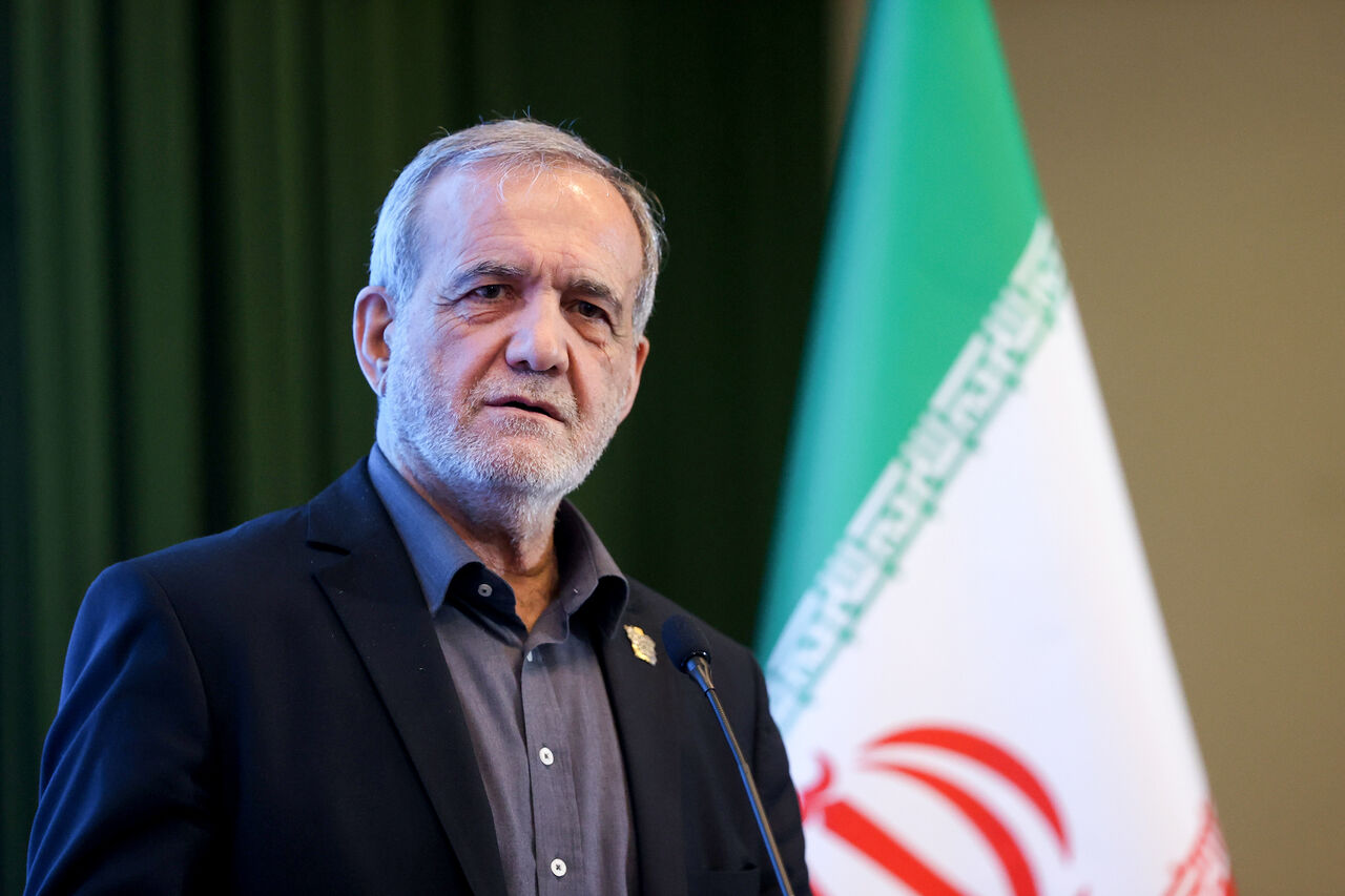 پزشکیان: اگر دولت آمریکا دست از تمامیت‌خواهی بردارد حتما راه‌هایی برای توافق پیدا می‌شود