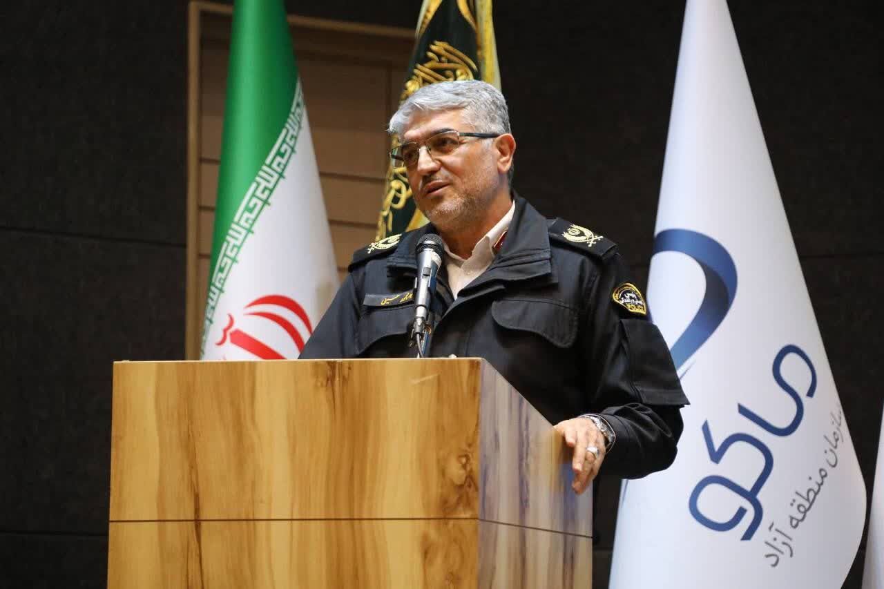 خودروهای پلاک مناطق آزاد ماکو، کیش، قشم، چابهار و اروند بدون نیاز به تبدیل به پلاک ملی ، امکان تردد در سراسر جغرافیای کشور را دارند.